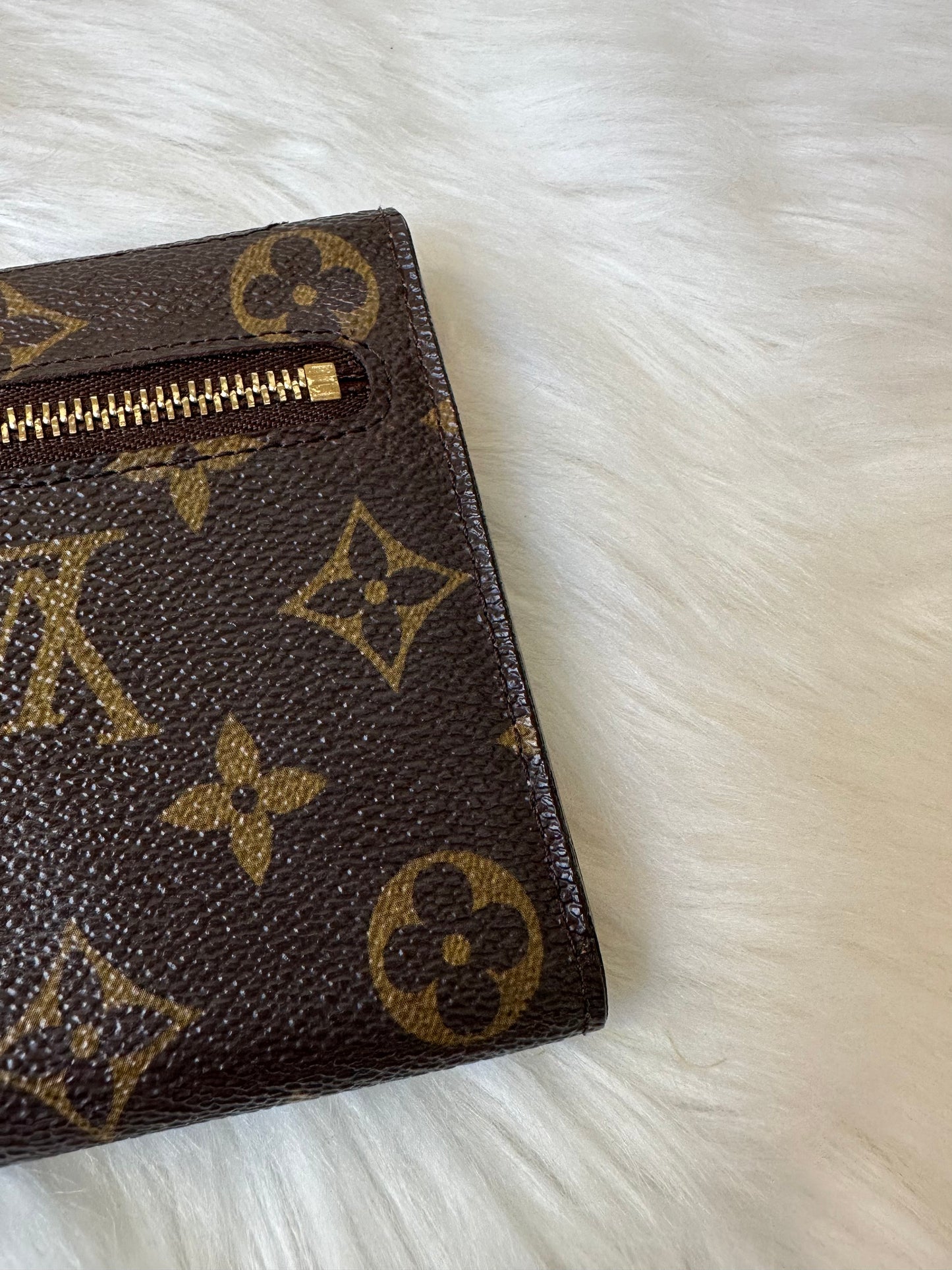 Pre-owned Authentic Louis Vuitton Eugenie Monogram Long Wallet