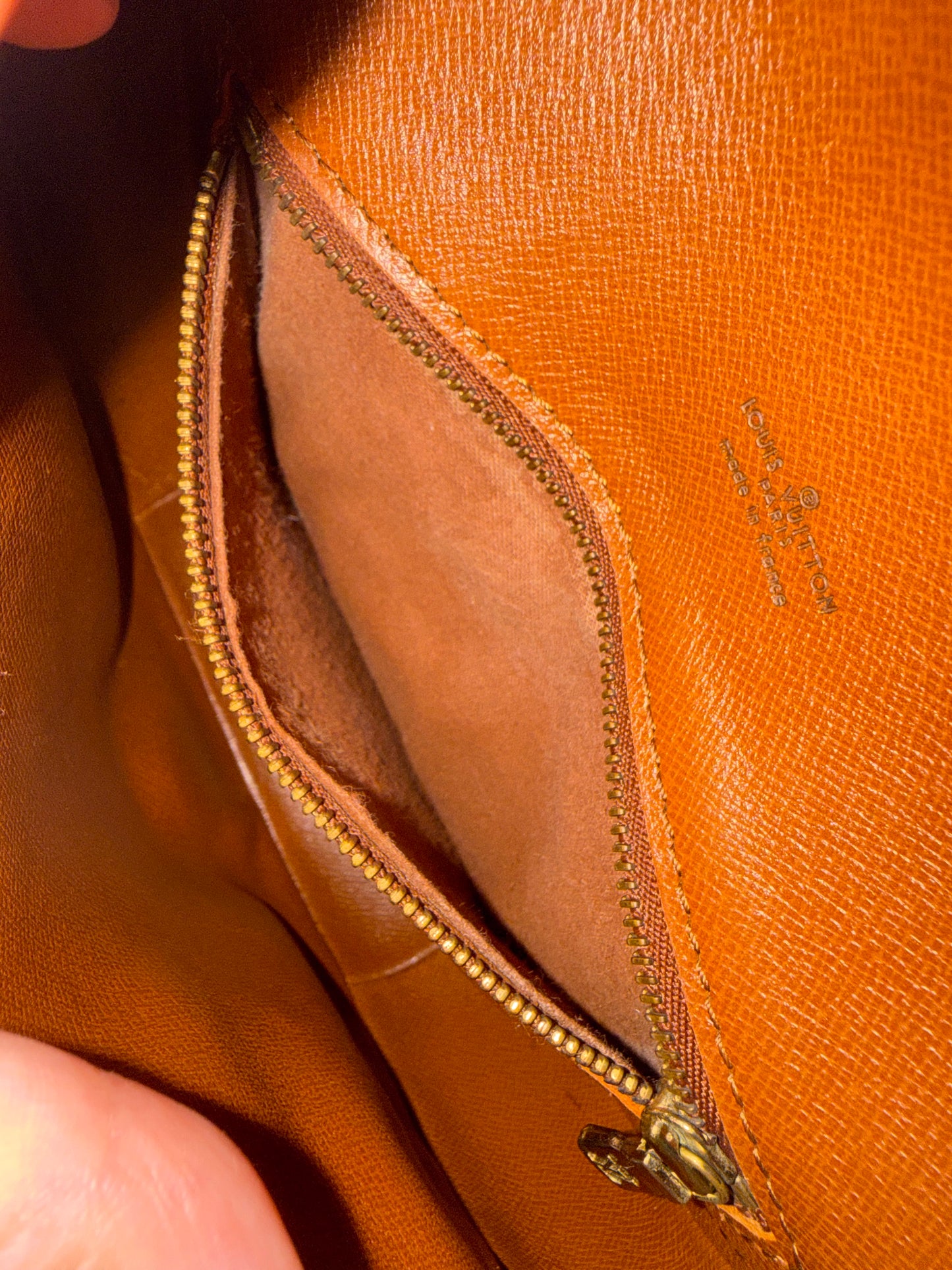 Pre-owned Authentic Louis Vuitton Chantilly PM Monogram Crossbody Bag