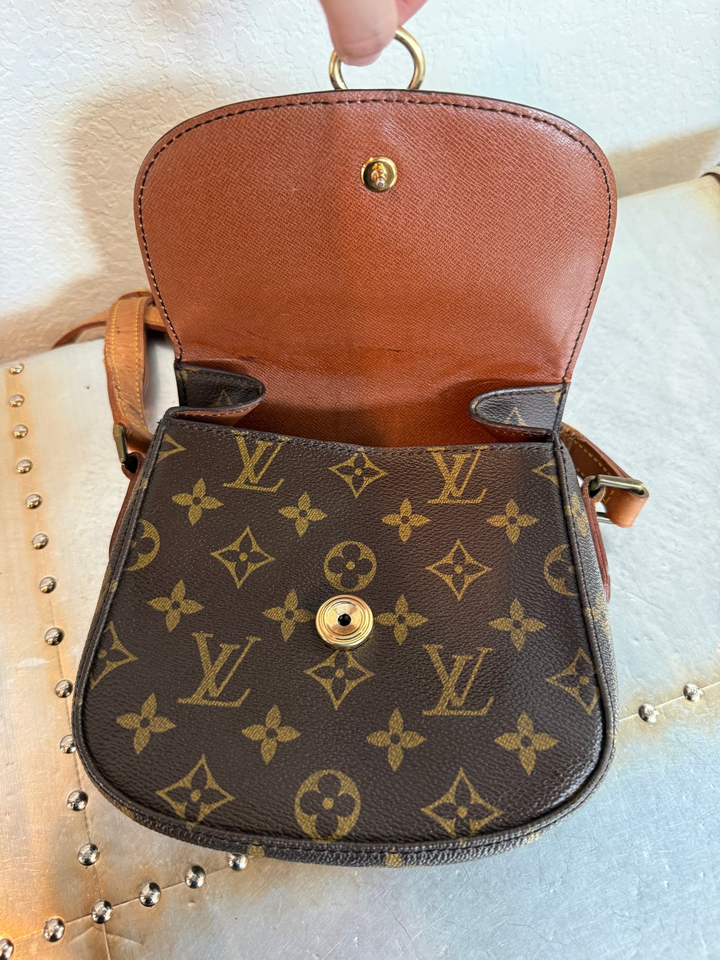 Pre-owned Authentic Louis Vuitton Saint Cloud PM Monogram Crossbody Bag