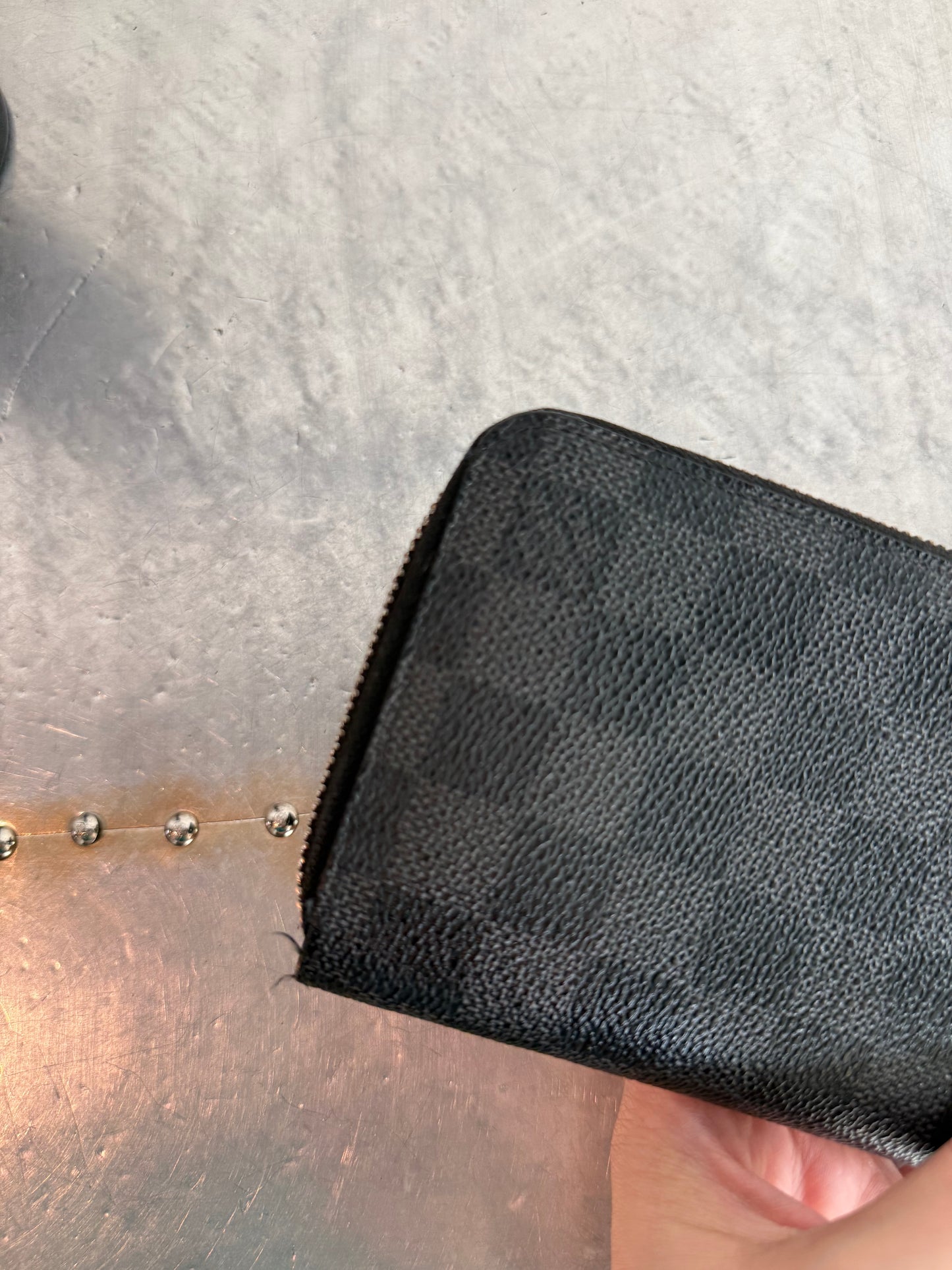 Pre-owned Authentic Louis Vuitton Damier Graphite Zippy Long Wallet