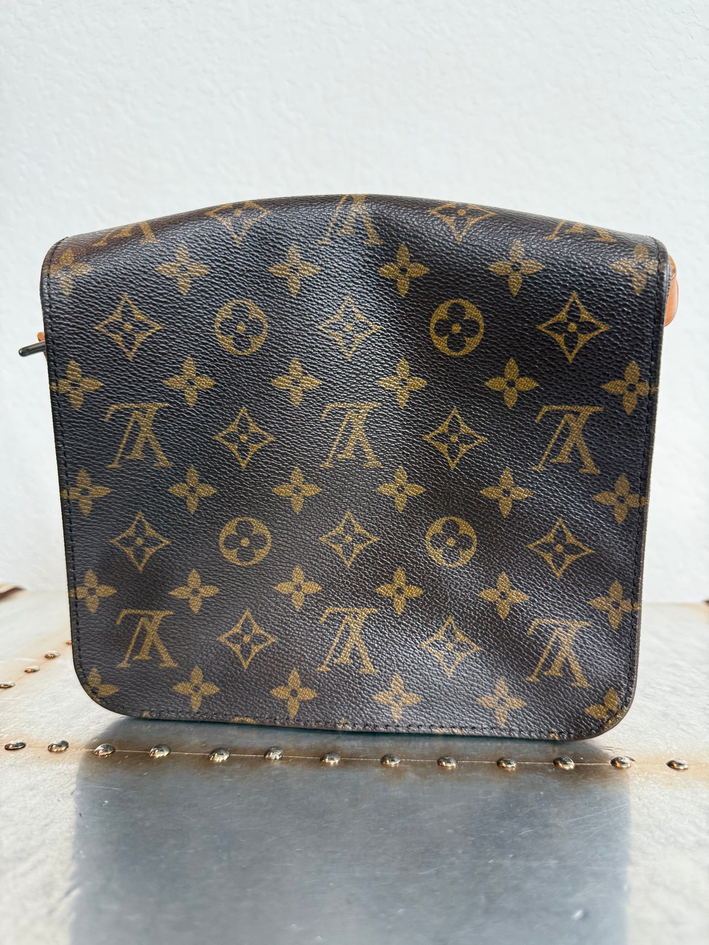 Pre-owned Louis Vuitton Cartouchiere MM Monogram Shoulder / Crossbody Bag