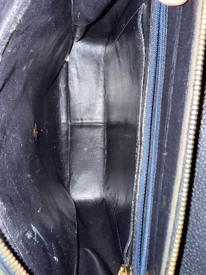 Pre-owned Authentic Chanel Vintage Caviar Square Backpack