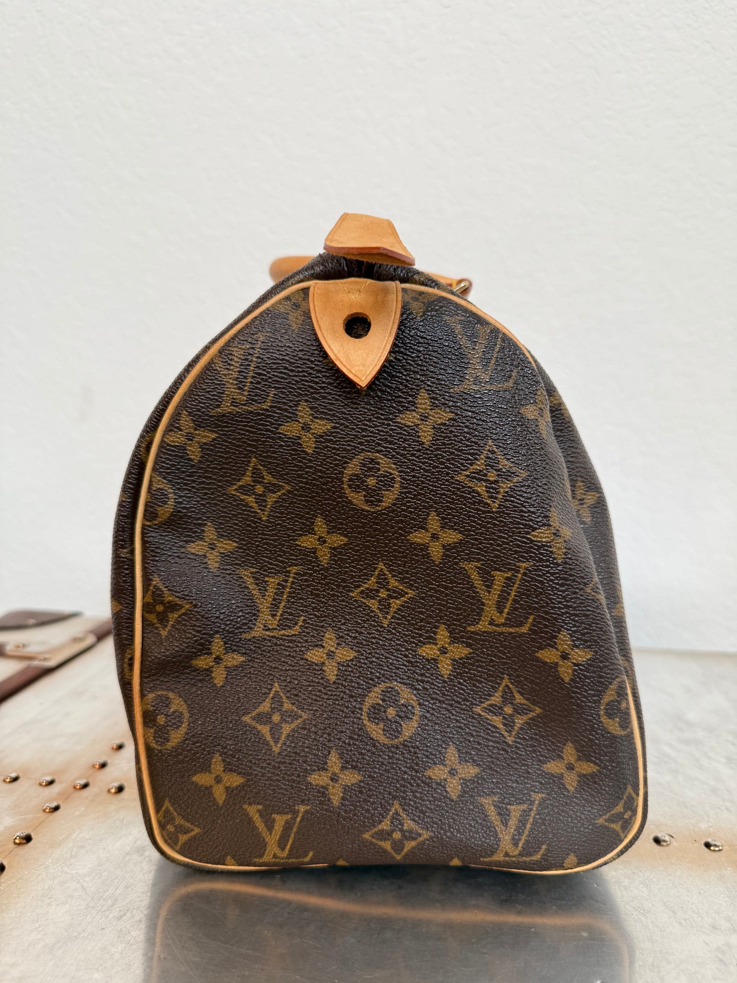 Pre-owned Authentic Louis Vuitton Speedy 30 Monogram Crossbody Bag