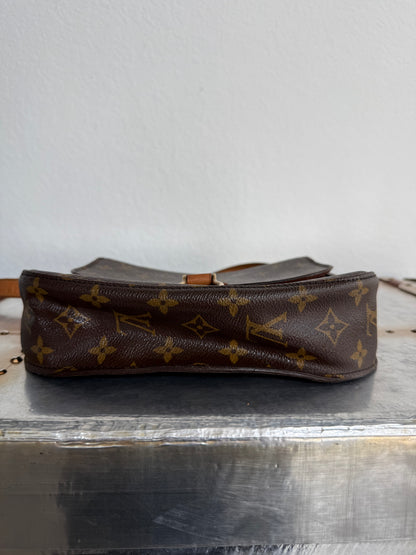 Pre-owned Authentic Louis Vuitton Saint Cloud GM Monogram Crossbody Bag