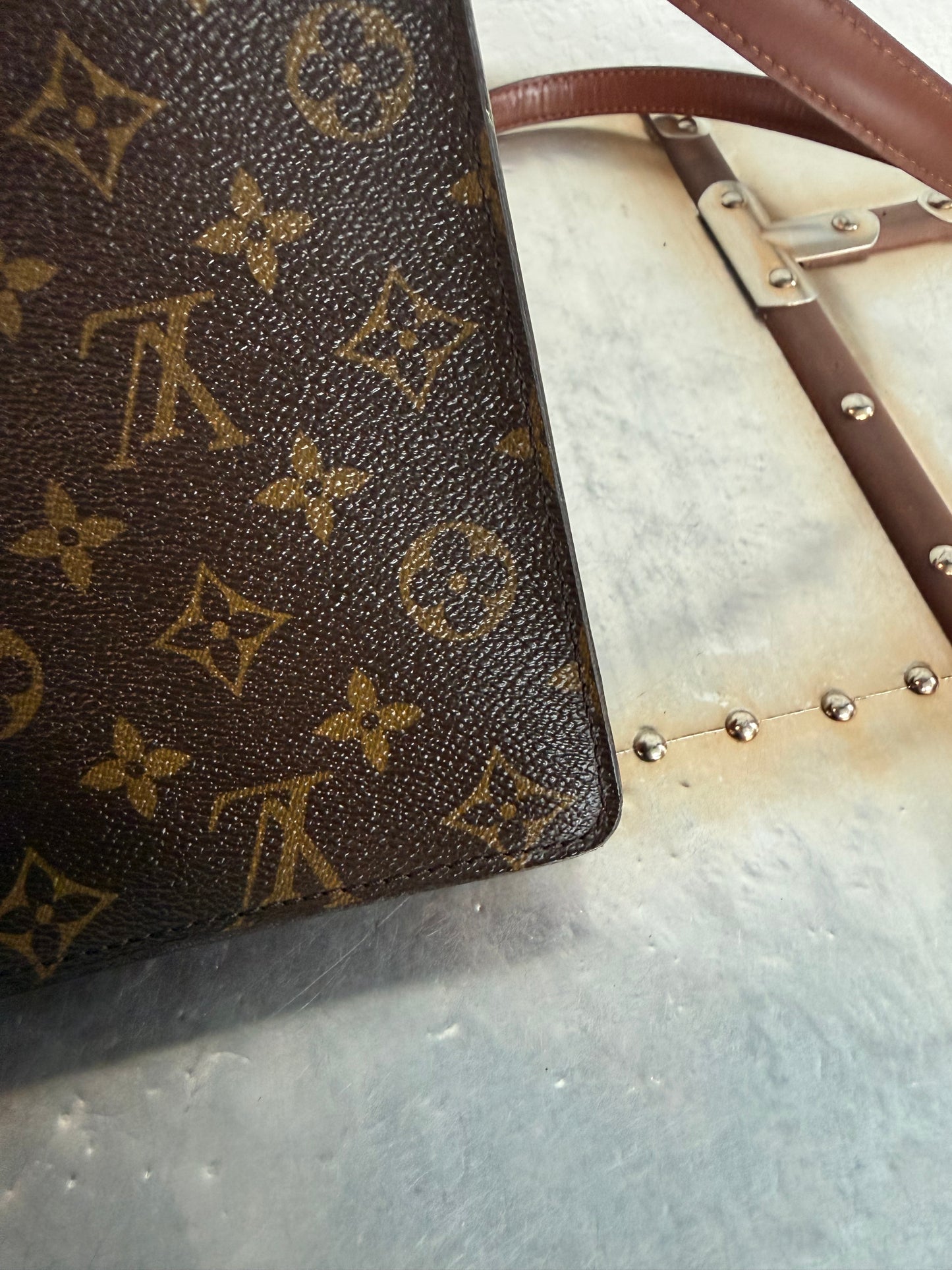 Pre-owned Authentic Louis Vuitton Monceau 28 Monogram Shoulder / Crossbody Bag
