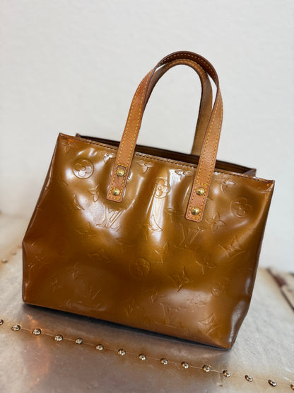 Pre-owned Authentic Louis Vuitton Reade PM Vernis Handbag