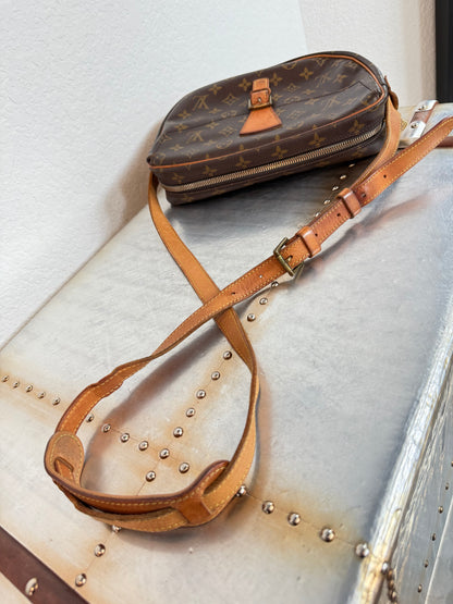 Pre-owned Authentic Louis Vuitton Jeune Fille GM Monogram Crossbody Bag
