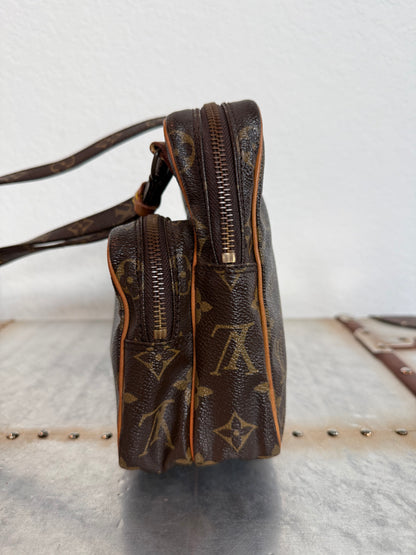 Pre-owned Louis Vuitton Mini Amazon Monogram Crossbody Bag