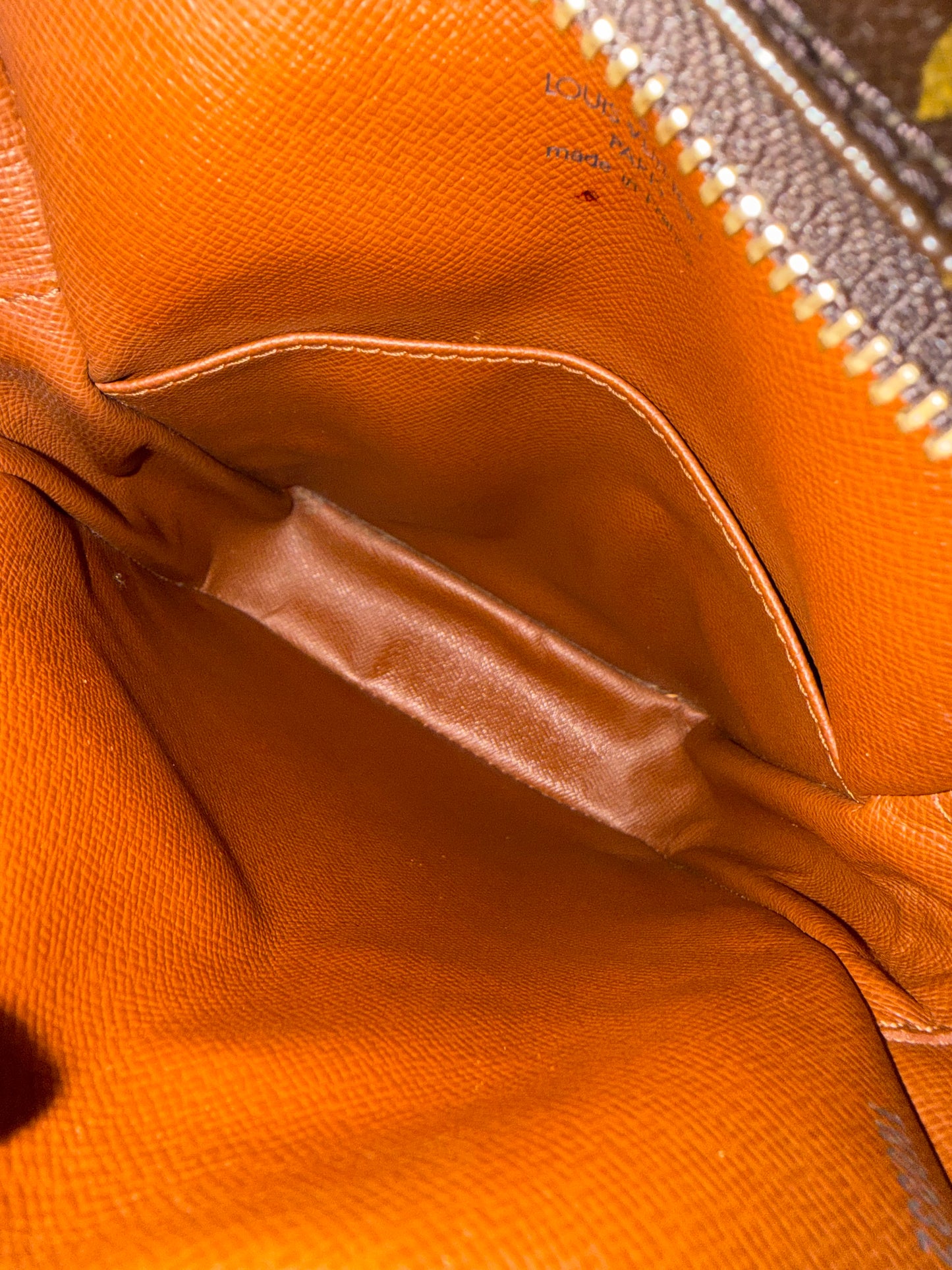 Pre-owned Authentic Louis Vuitton Amazon Monogram Crossbody Bag