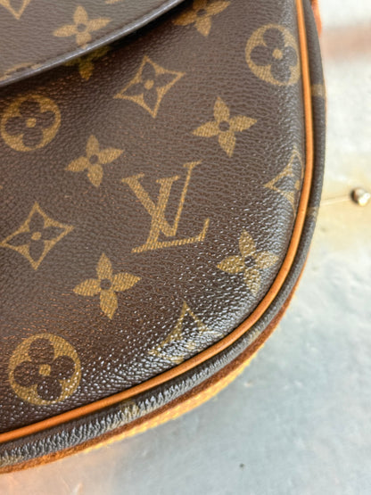Pre-owned Authentic Louis Vuitton Jeune Fille GM Monogram Crossbody Bag