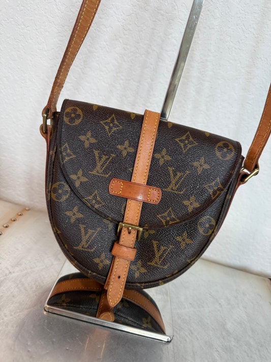 Pre-owned Authentic Louis Vuitton Chantilly PM Monogram Crossbody Bag