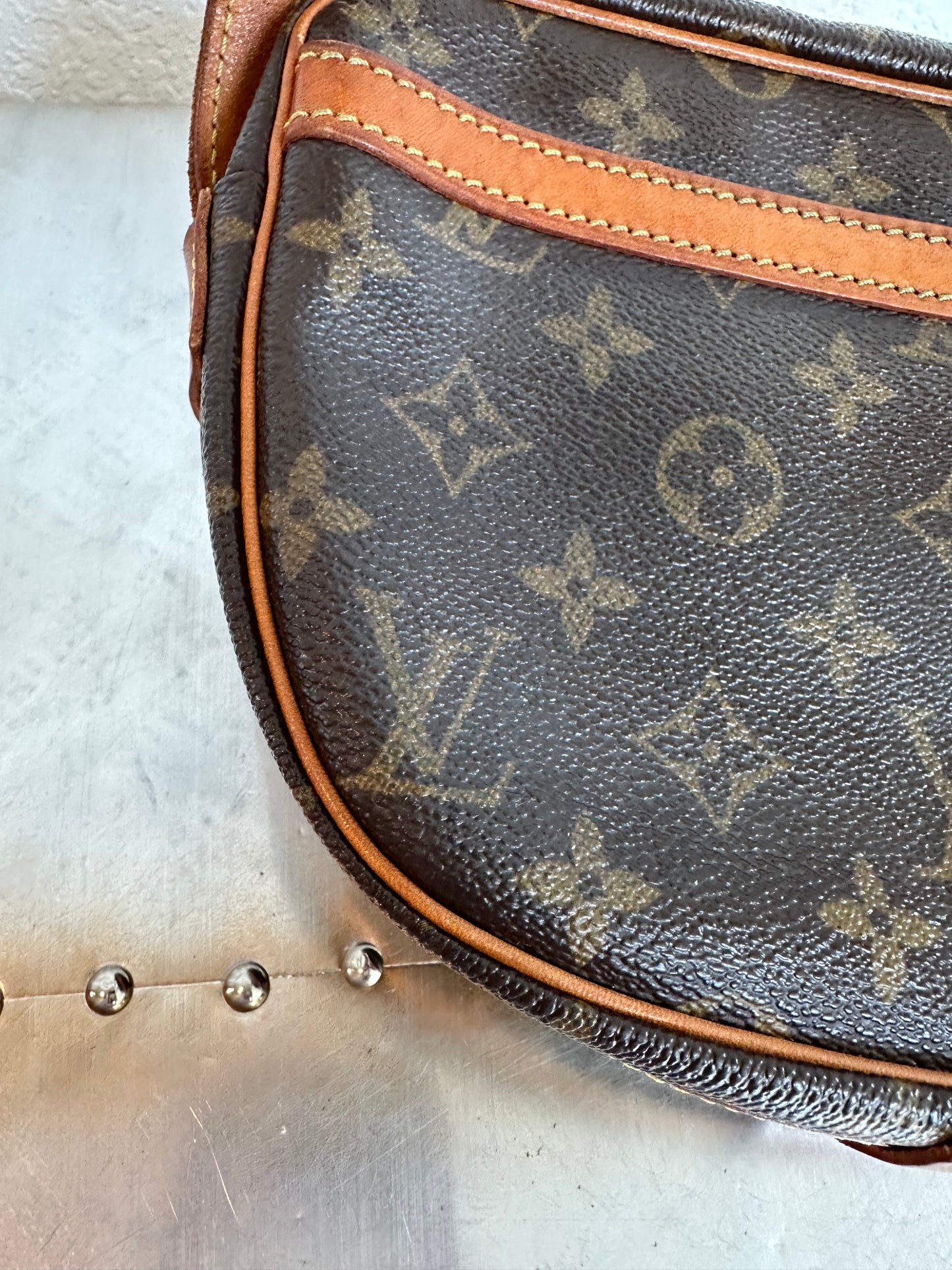 Pre-owned Authentic Louis Vuitton Jeune Fille PM Monogram Crossbody Bag