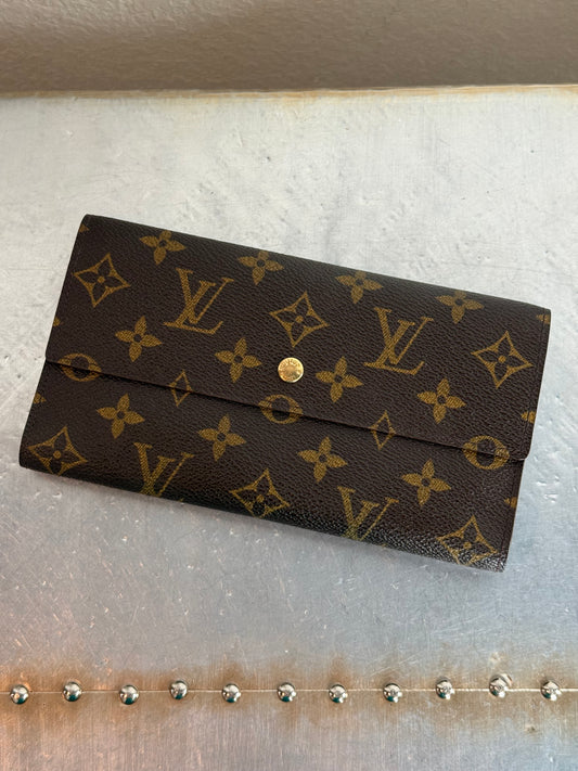 Pre-owned Authentic Louis Vuitton Portefeuille  International Monogram Wallet