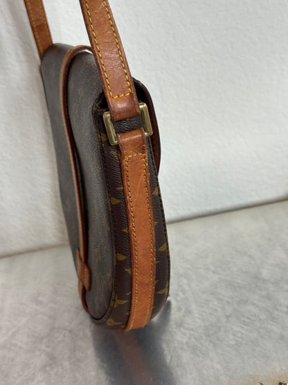 Pre-owned Authentic Louis Vuitton Chantilly MM Monogram Crossbody Bag