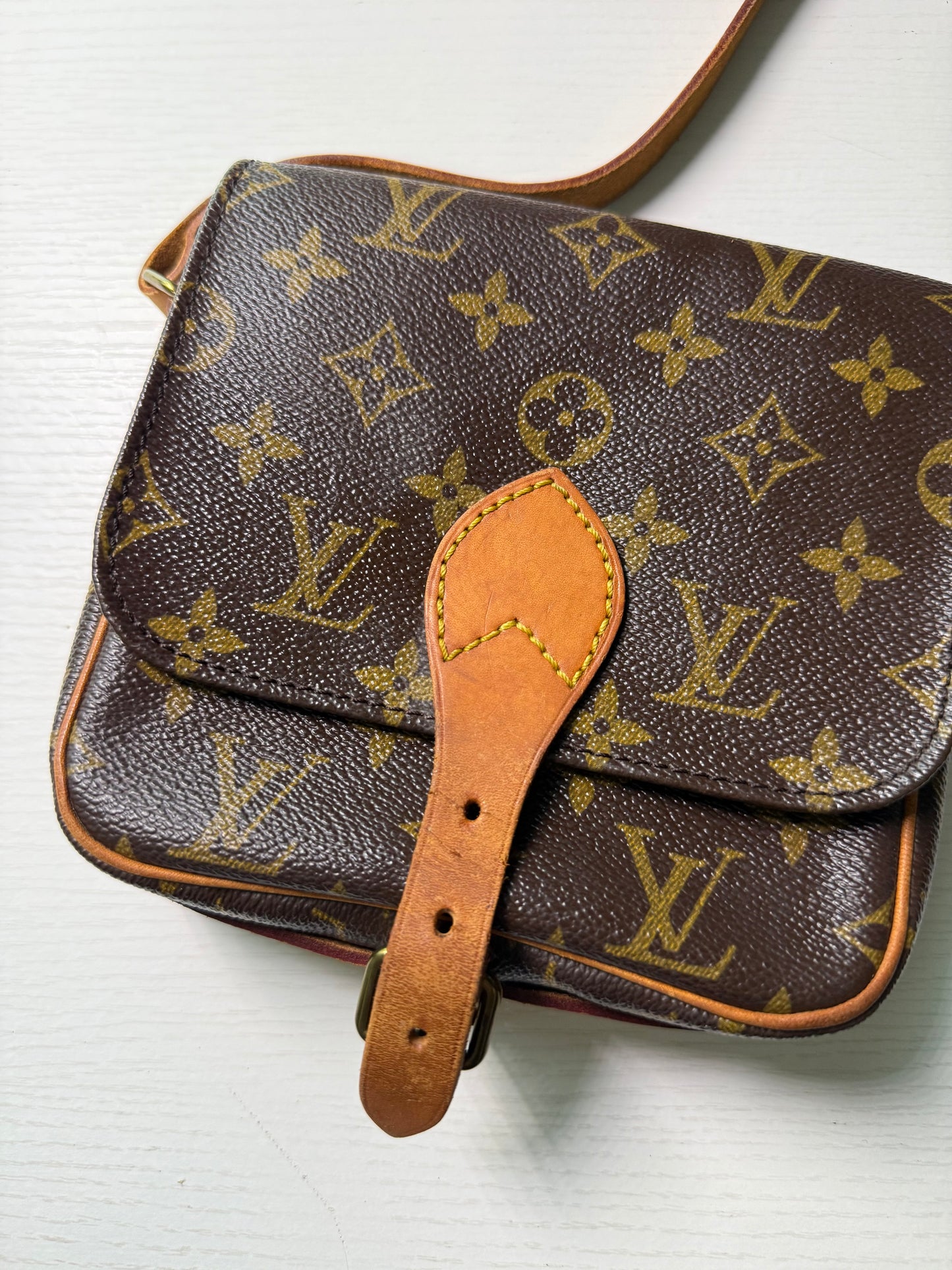 Pre-owned Louis Vuitton Cartouchiere PM Monogram Shoulder / Crossbody Bag