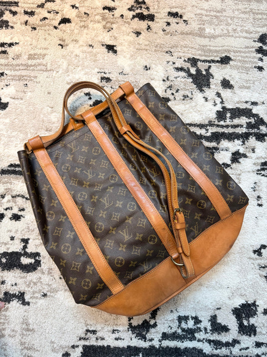 Pre-owned Authentic Louis Vuitton Randonnee GM Monogram Backpack