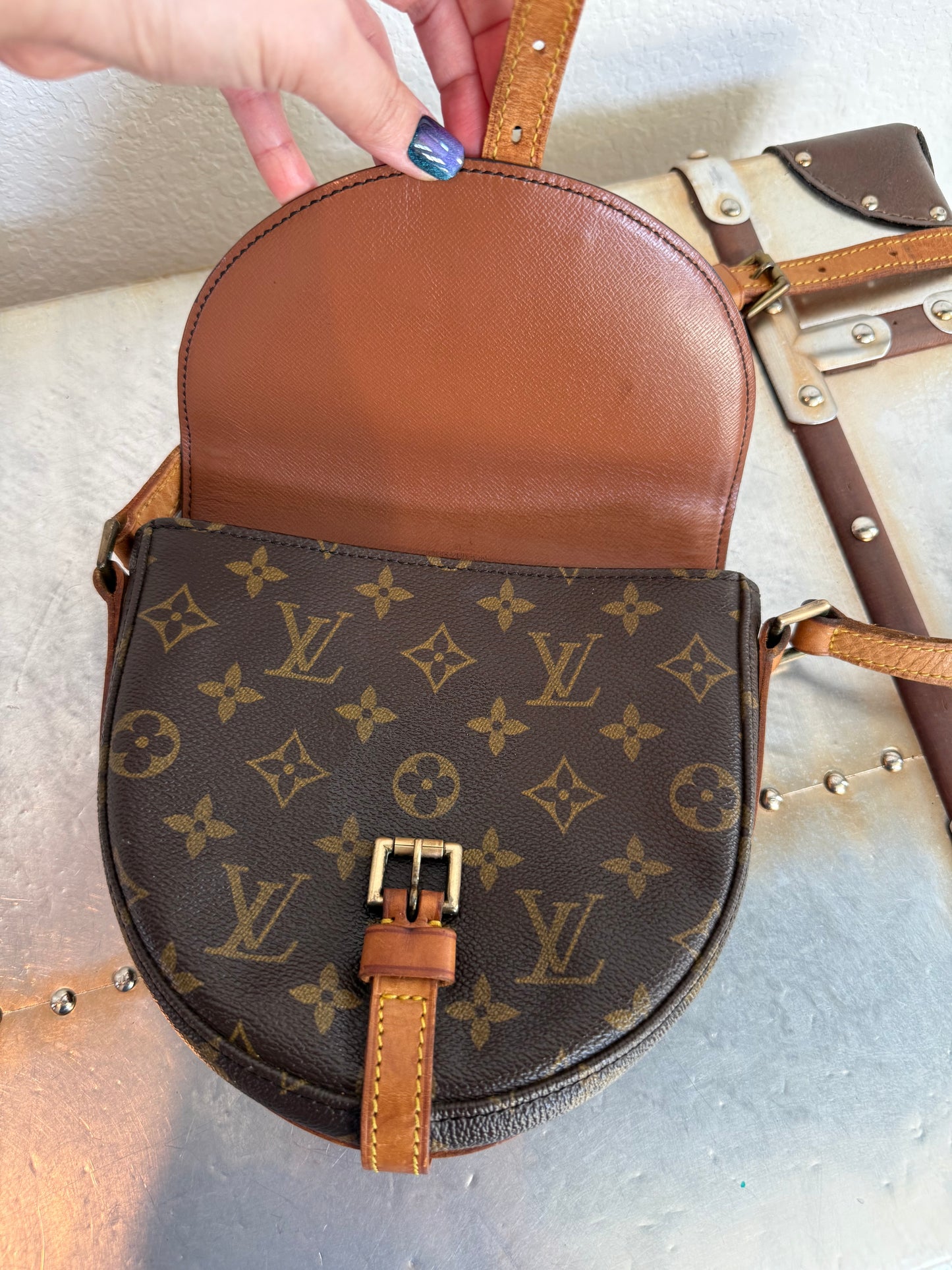 Pre-owned Authentic Louis Vuitton Chantilly PM Monogram Crossbody Bag