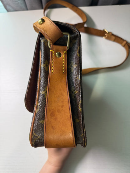 Pre-owned Louis Vuitton Cartouchiere GM Monogram Shoulder / Crossbody Bag