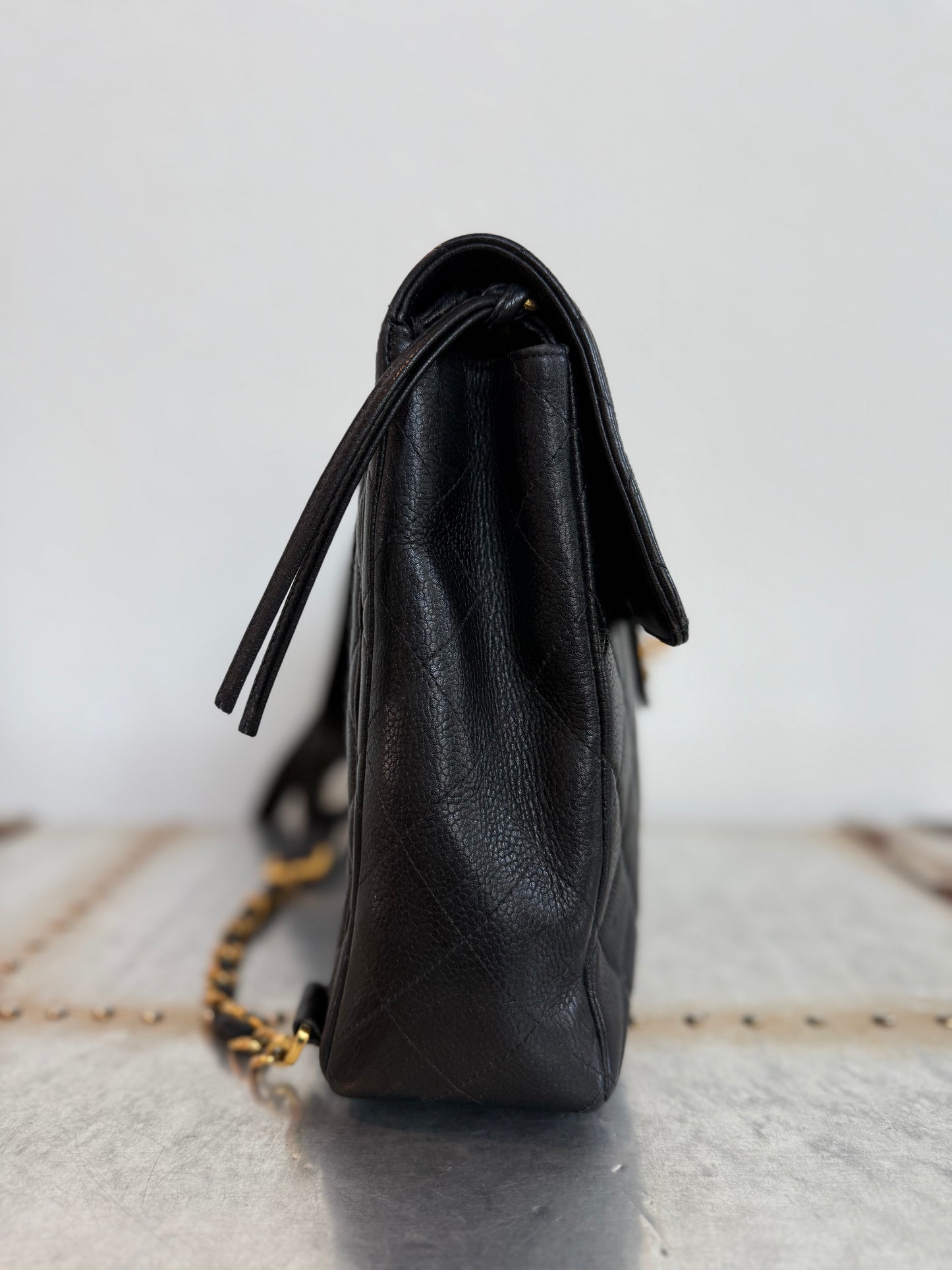 Pre-owned Authentic Chanel Vintage Caviar Square Backpack