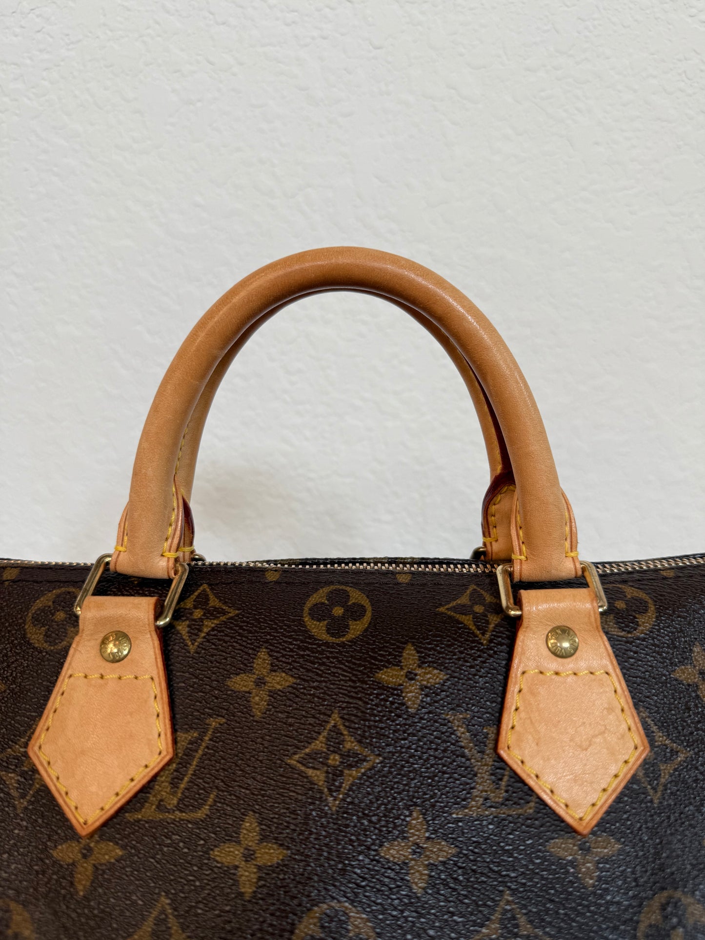 Pre-owned Authentic Louis Vuitton Speedy 30 Monogram Crossbody Bag