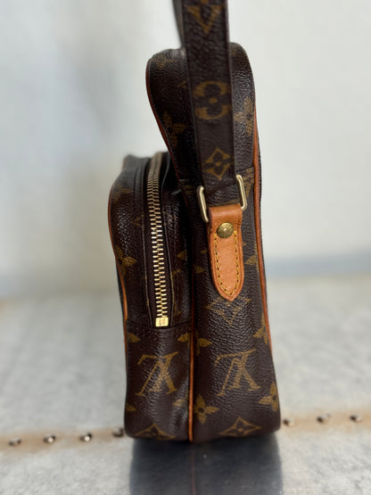 Pre-owned Authentic Louis Vuitton Amazon Monogram Crossbody Bag