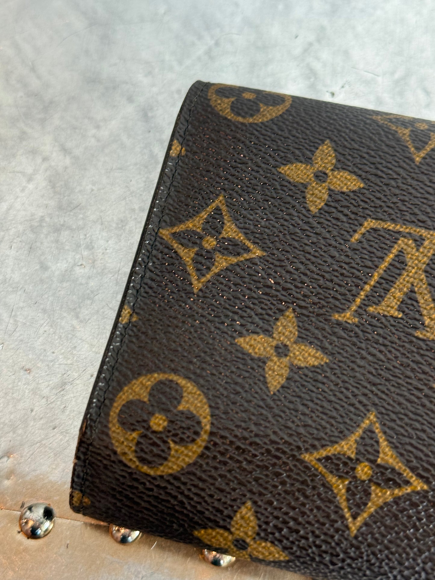 Pre-owned Authentic Louis Vuitton Portefeuille  International Monogram Wallet