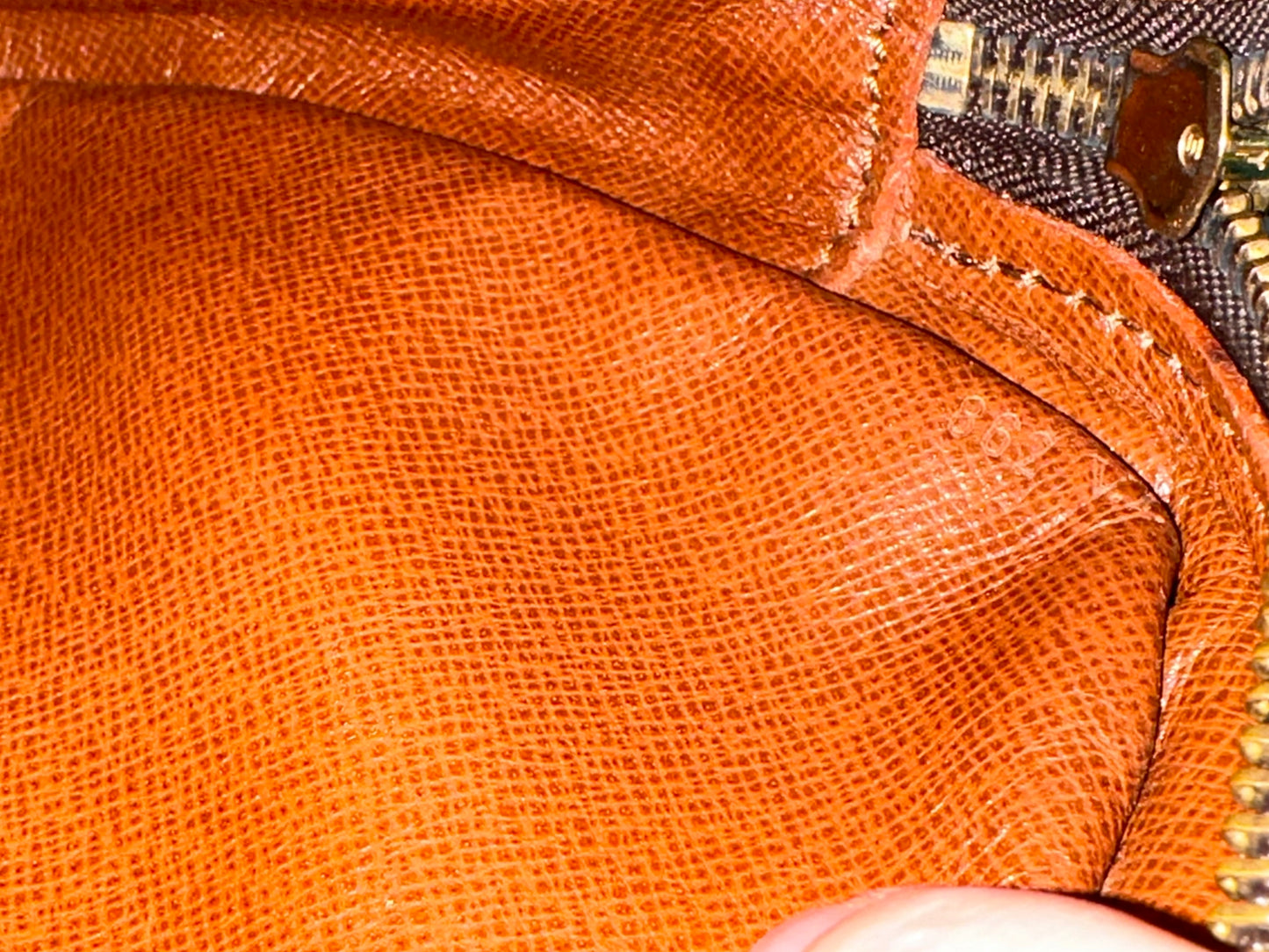 Pre-owned Authentic Louis Vuitton Jeune Fille MM Monogram Crossbody Bag