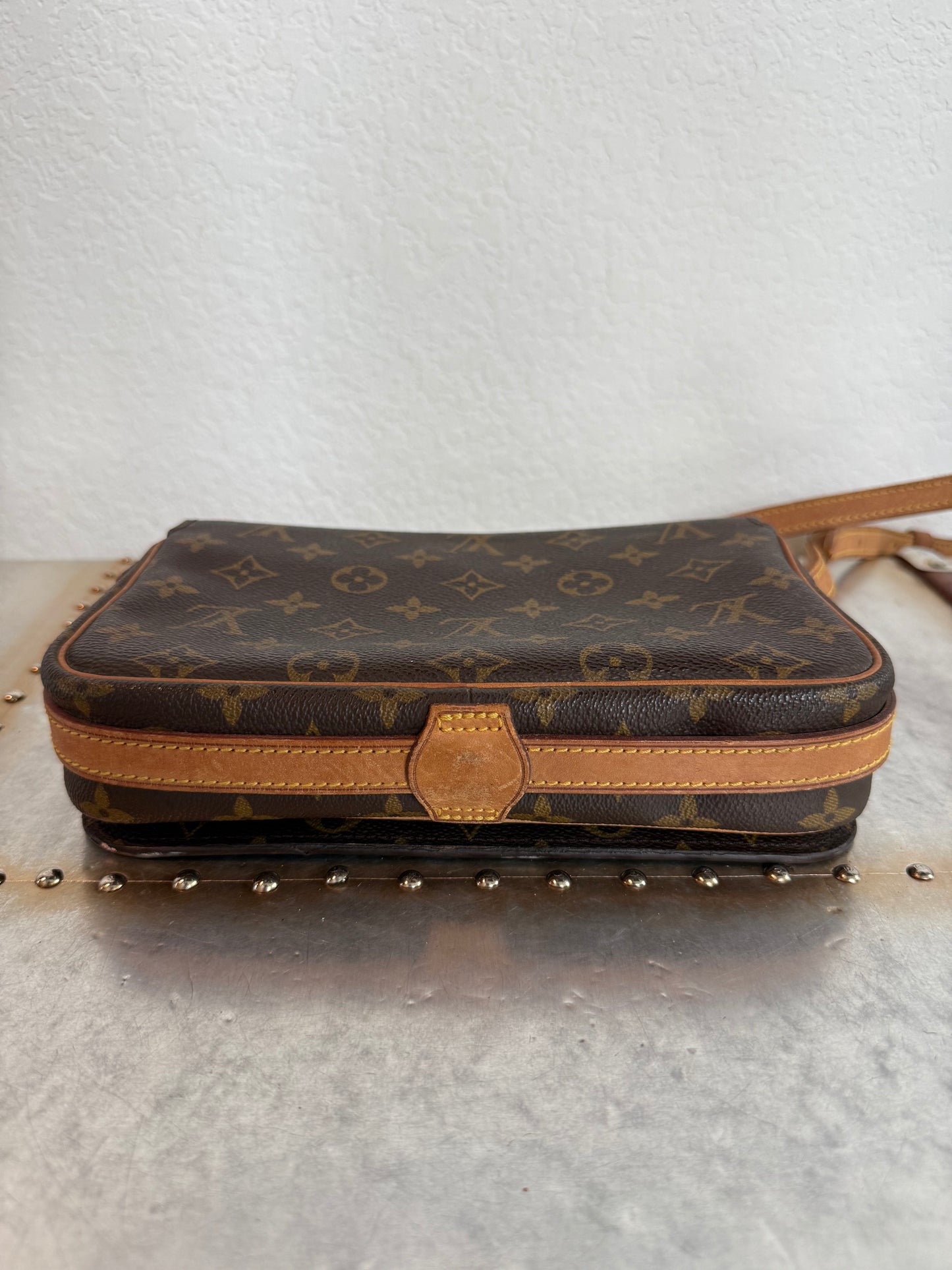 Pre-owned Louis Vuitton Saint Germain 24 Monogram Crossbody / Shoulder Bag