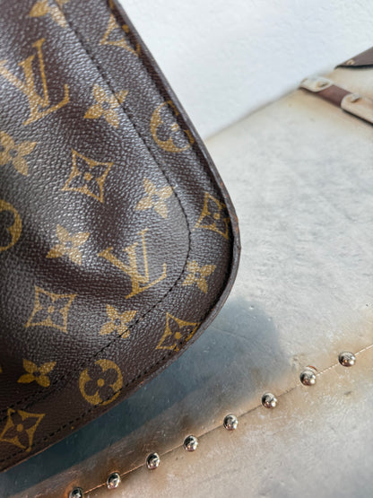 Pre-owned Authentic Louis Vuitton Saint Cloud GM Monogram Crossbody Bag