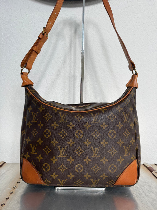 Pre-owned Authentic Louis Vuitton Boulogne 30 Monogram Shoulder Bag