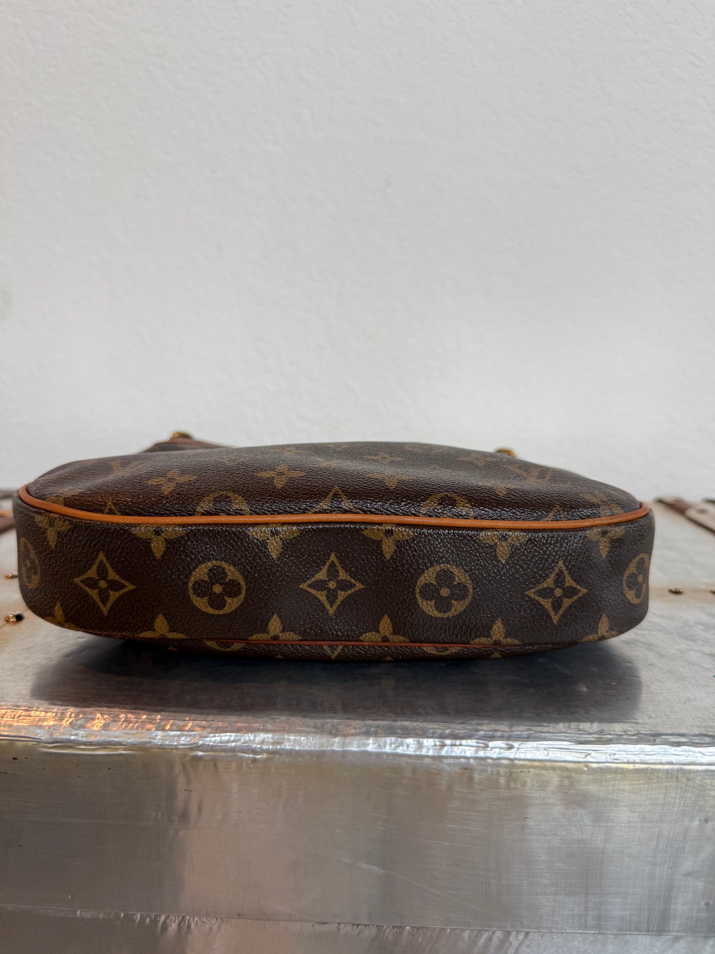 Pre-owned Authentic Louis Vuitton Odeon PM Monogram Shoulder / Crossbody Bag