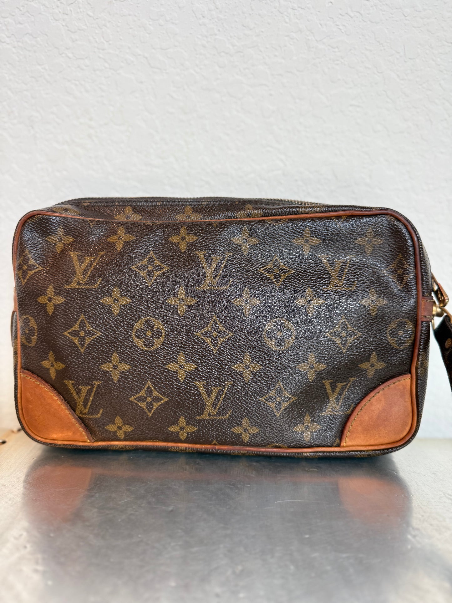 Pre-owned Authentic Louis Vuitton Marly Dragonne GM Monogram Clutch / Handbag