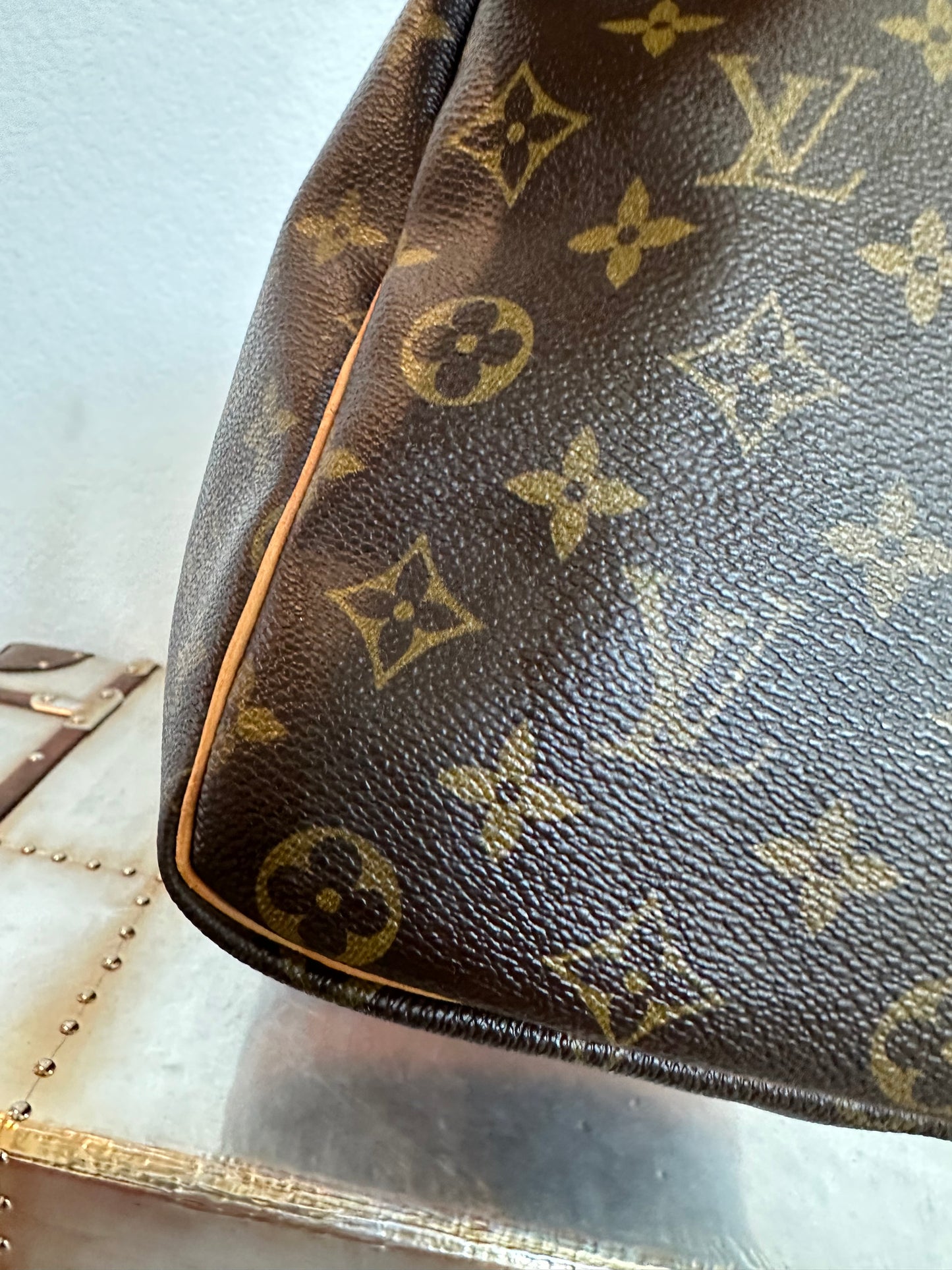 Pre-owned Authentic Louis Vuitton Keepall 45 Monogram Travel Handbag