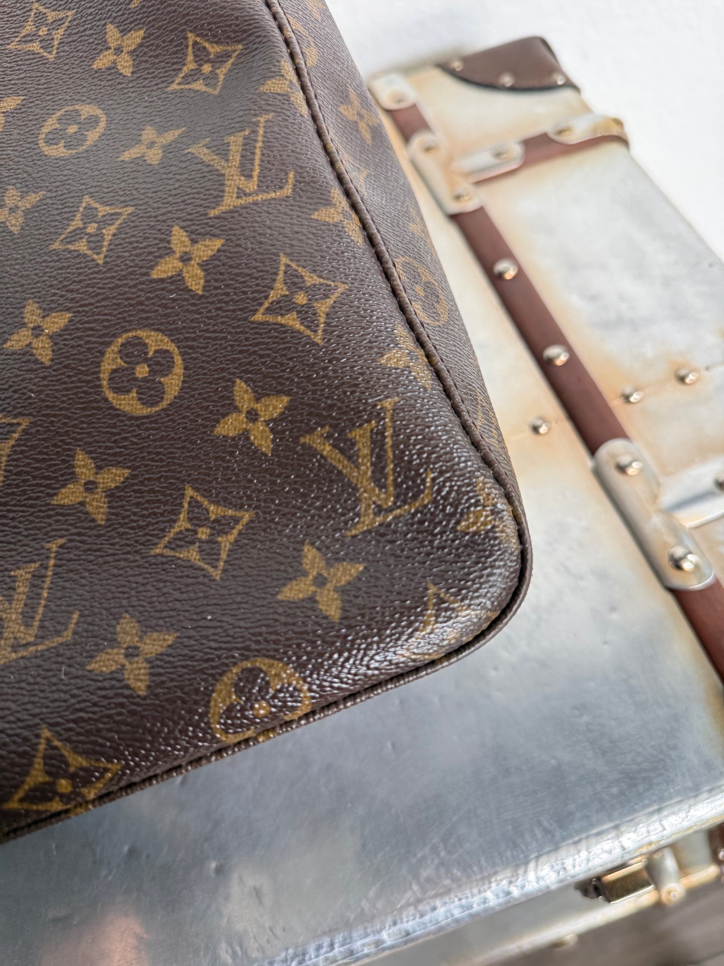 Pre-owned Authentic Louis Vuitton Looping GM Monogram Shoulder Bag
