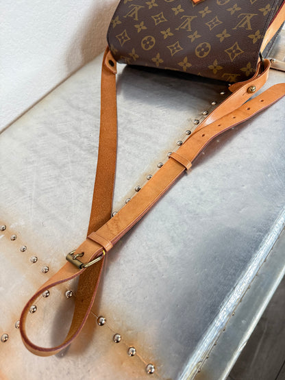Pre-owned Louis Vuitton Cartouchiere MM Monogram Shoulder / Crossbody Bag