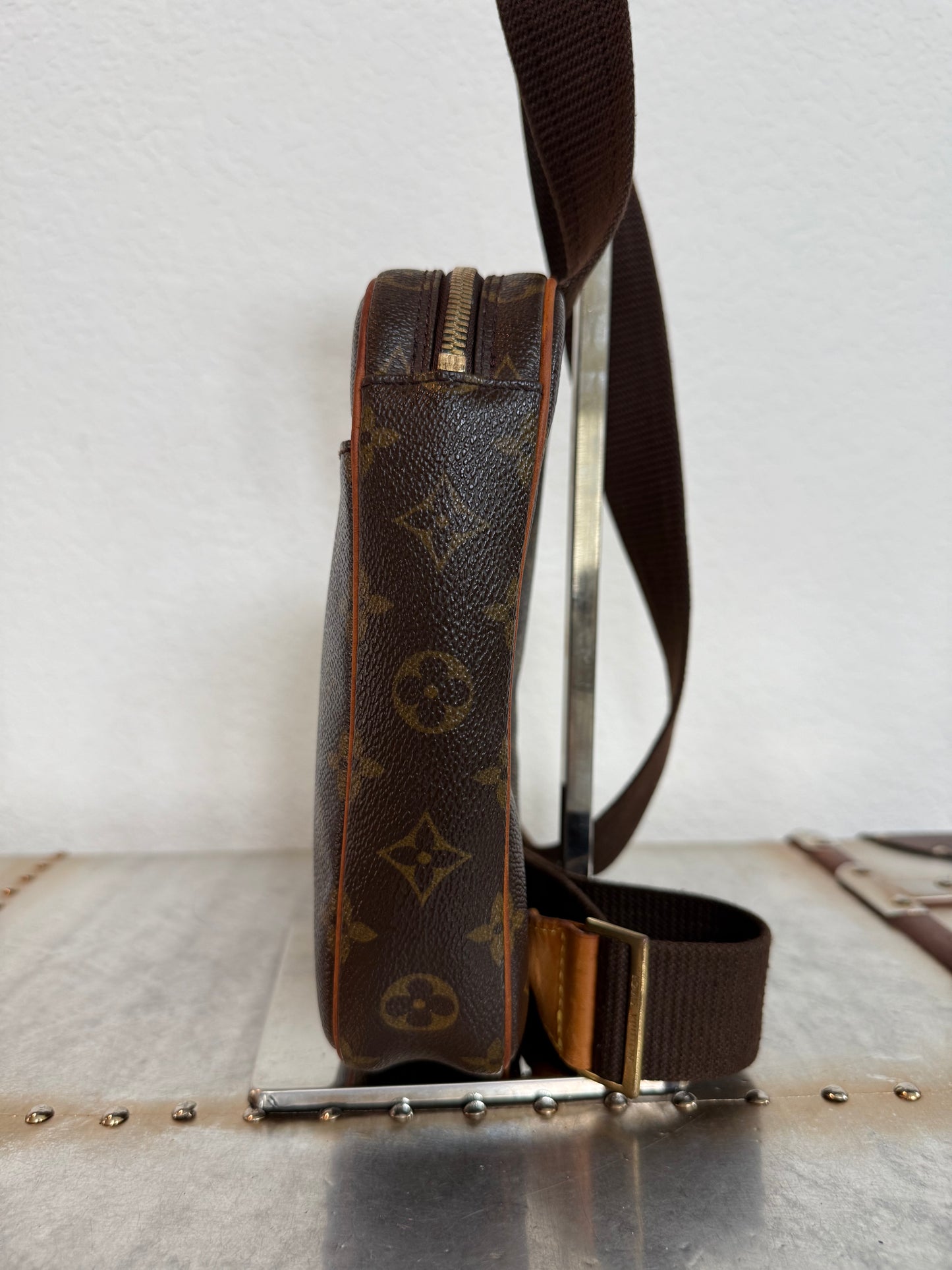 Pre-owned Authentic Louis Vuitton Pochette Gange Monogram Bum Bag