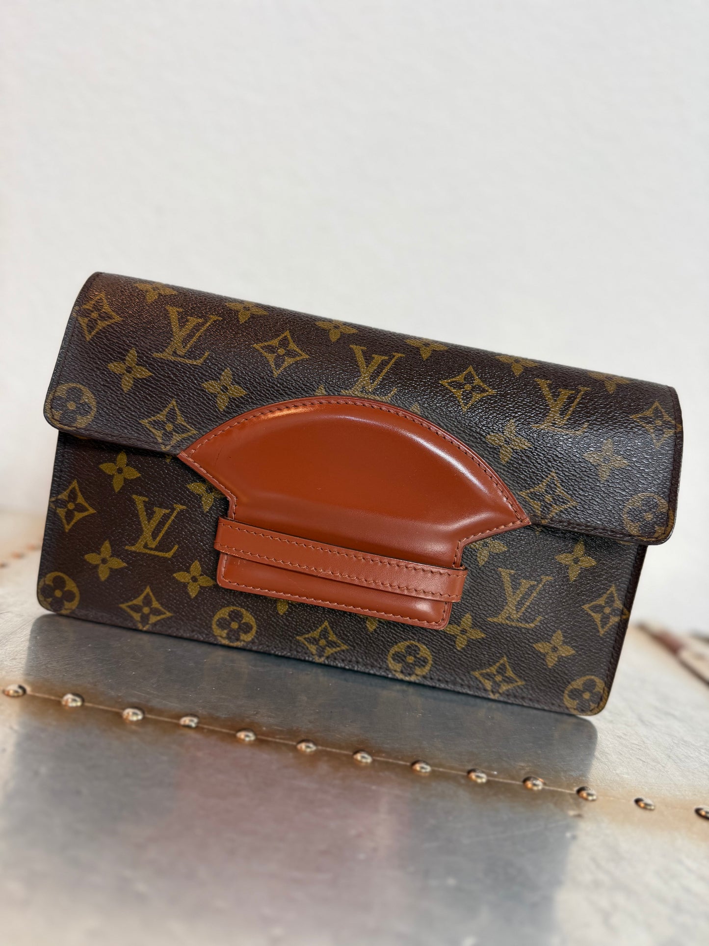 Pre-owned Authentic Louis Vuitton Vintage Chaillot Monogram Canvas Clutch Handbag