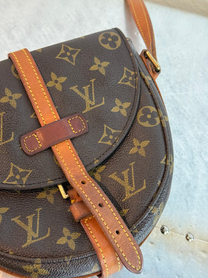 Pre-owned Authentic Louis Vuitton Chantilly PM Monogram Crossbody Bag