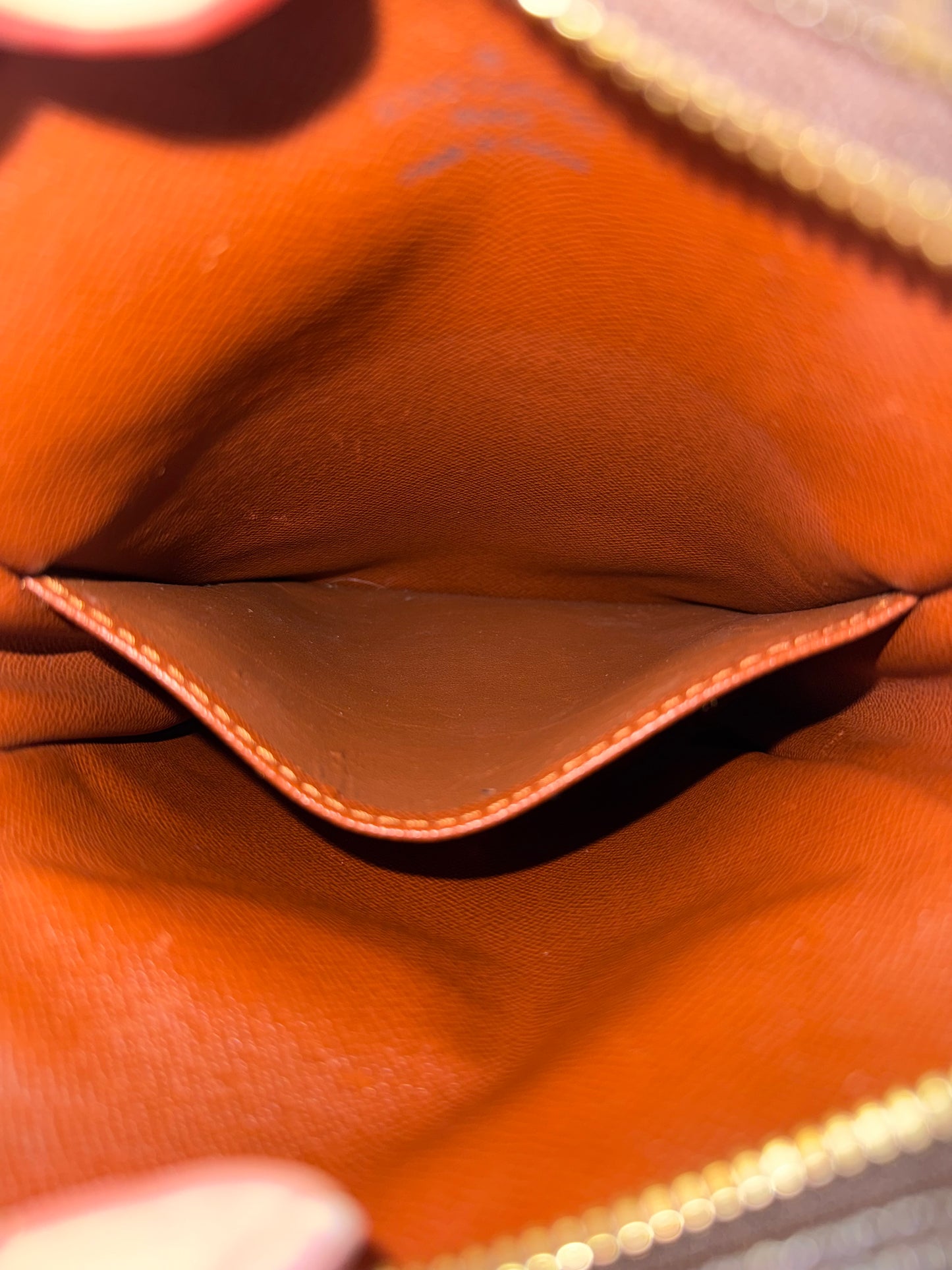 Pre-owned Authentic Louis Vuitton Amazon Monogram Crossbody Bag