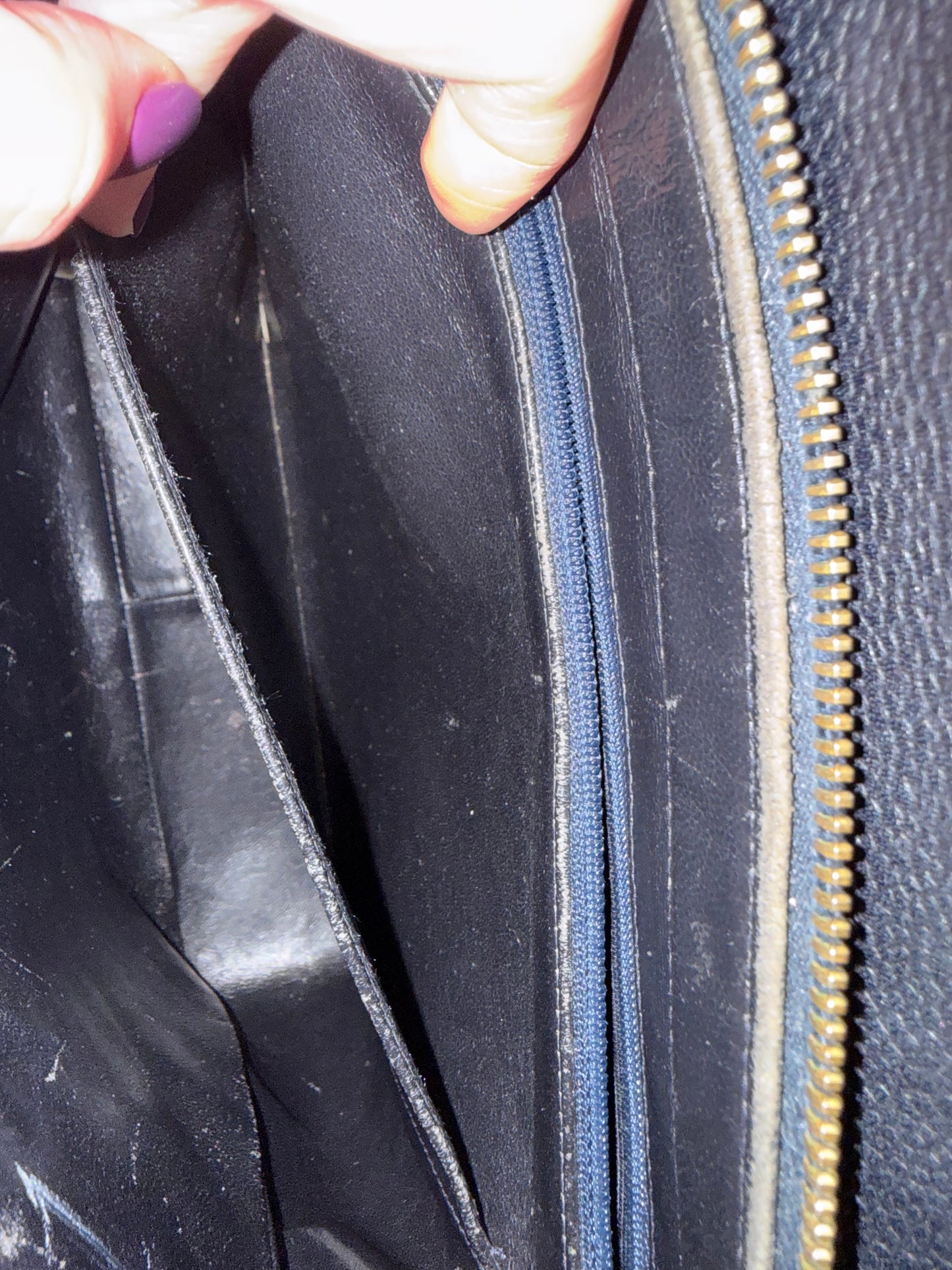 Pre-owned Authentic Chanel Vintage Caviar Square Backpack