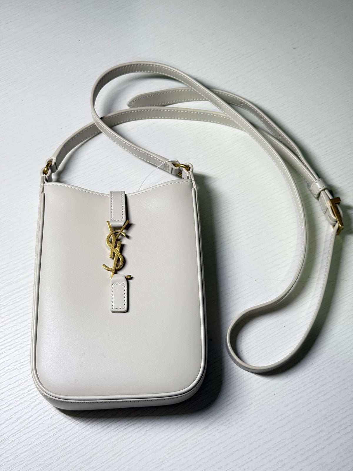Saint Laurent Women's Mini Le 5 À 7 Vertical Leather Crossbody Bag