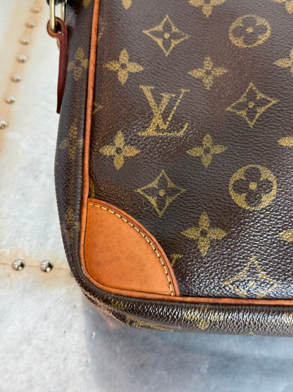 Pre-owned Authentic Louis Vuitton Amazon Monogram Crossbody Bag