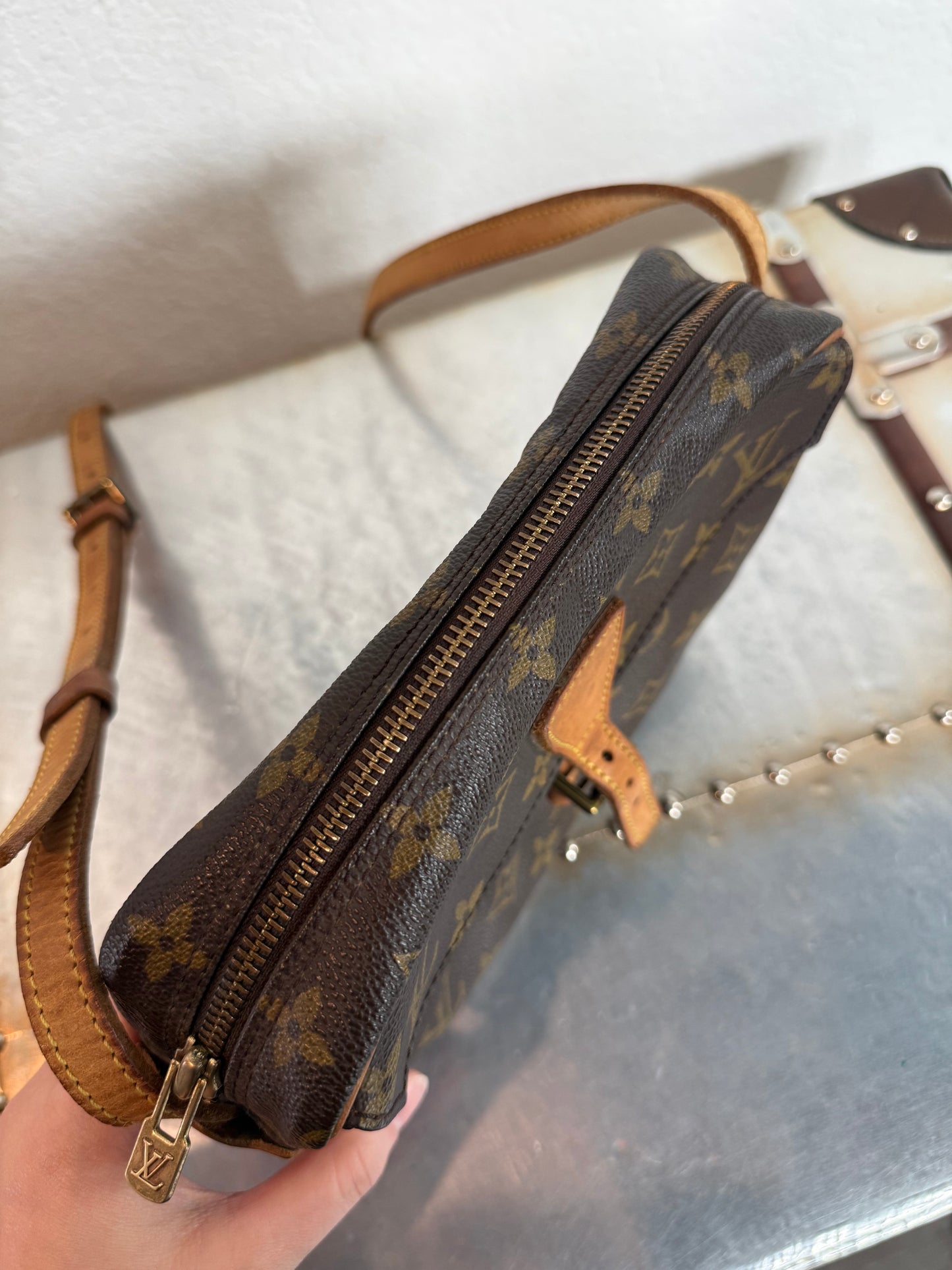 Pre-owned Authentic Louis Vuitton Jeune Fille PM Monogram Crossbody Bag