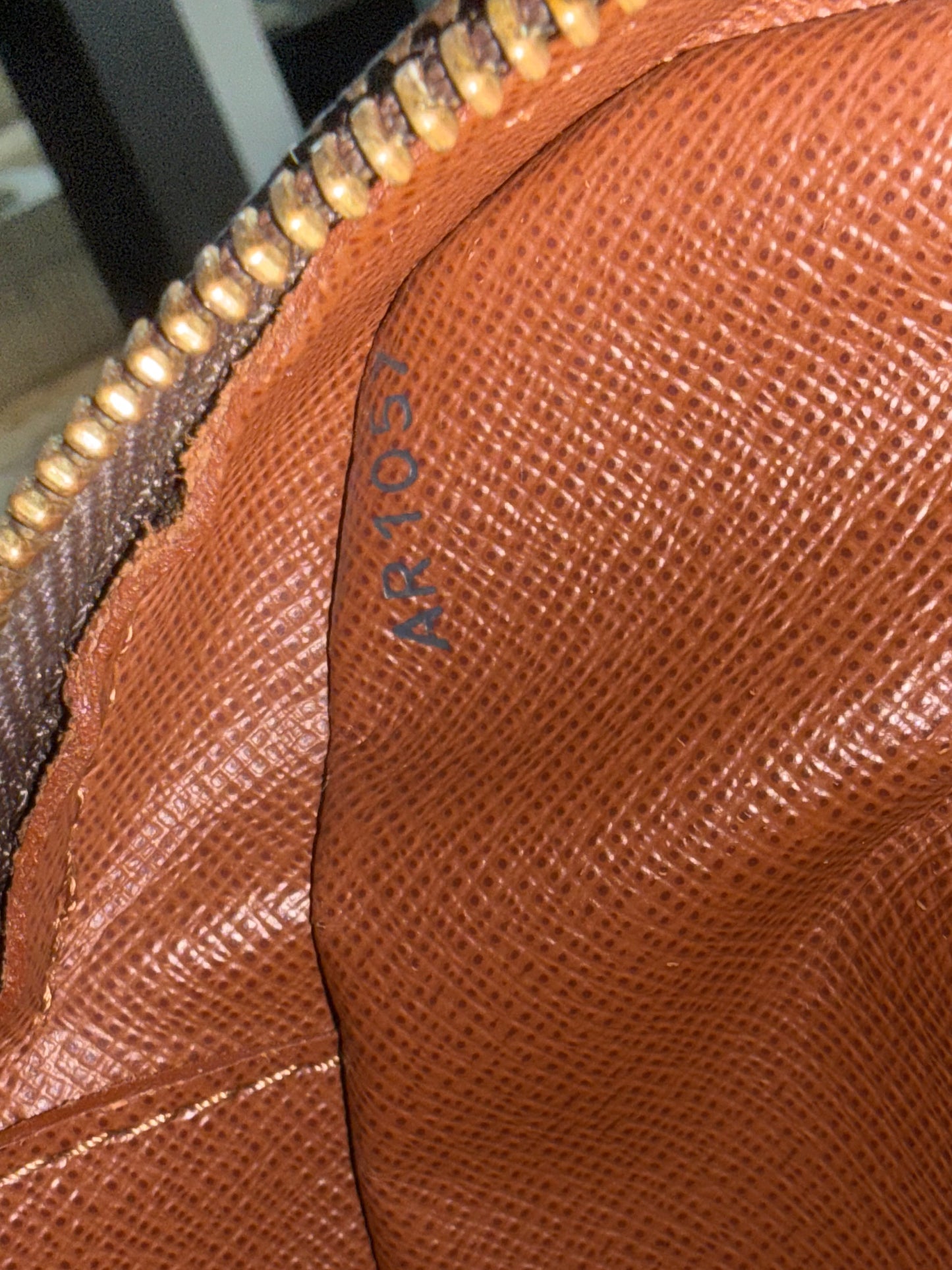 Pre-owned Authentic Louis Vuitton Nile PM Monogram Shoulder Bag/ Crossbody Bag