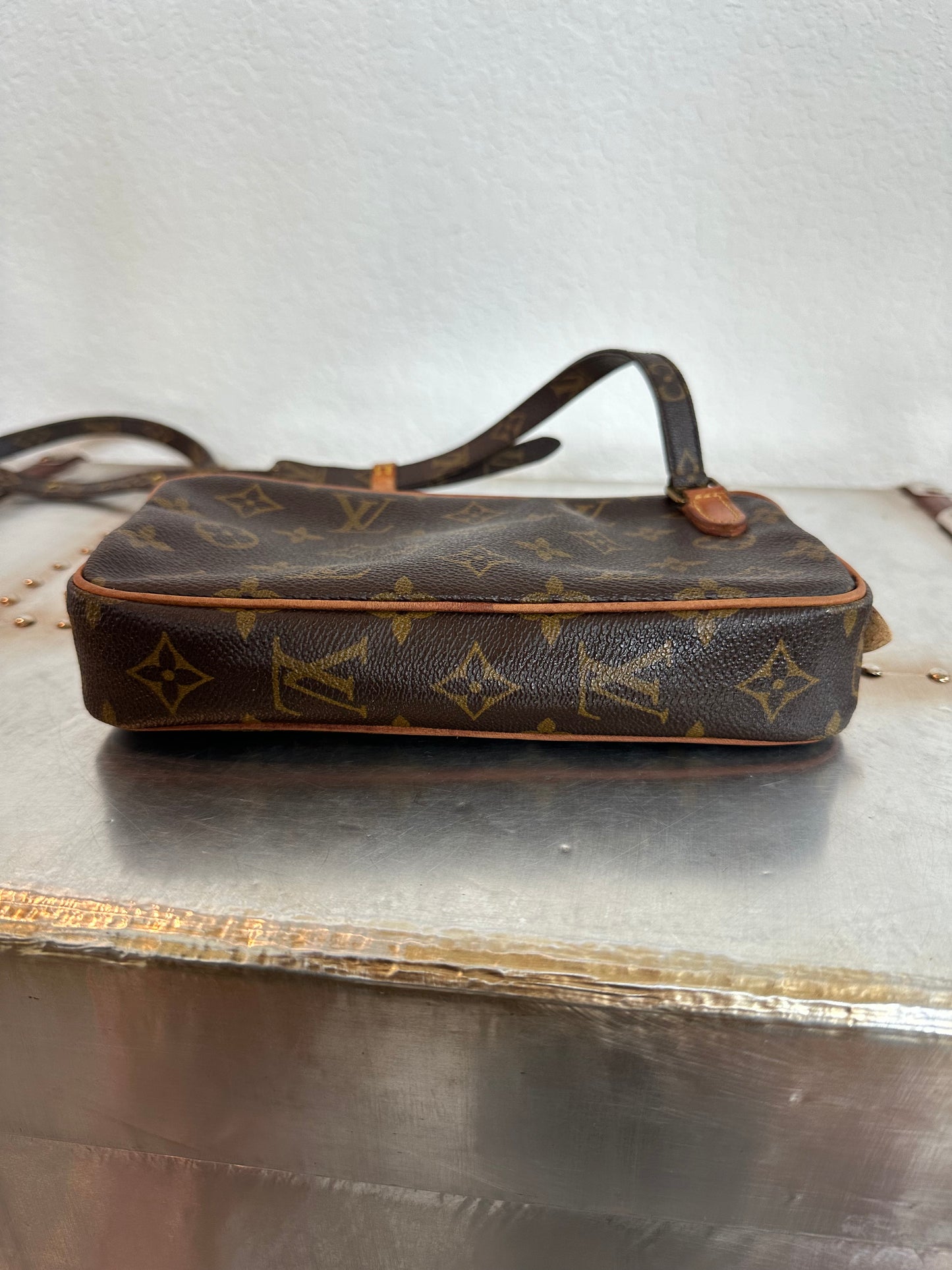 Pre-owned Authentic Louis Vuitton Marly Bandouliere Monogram Crossbody Bag