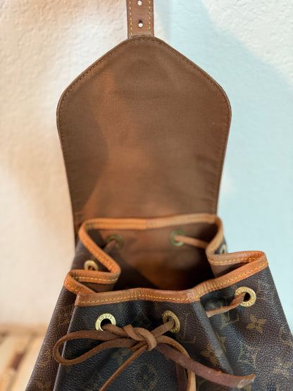 Pre-owned Authentic Louis Vuitton Montsouris MM Monogram Backpack