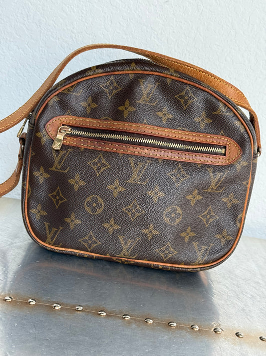 Pre-owned Authentic Louis Vuitton Senlis Monogram Crossbody /Shoulder Bag