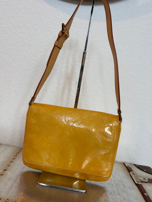 Pre-owned Authentic Louis Vuitton Vernis Thompson Street Shoulder Bag