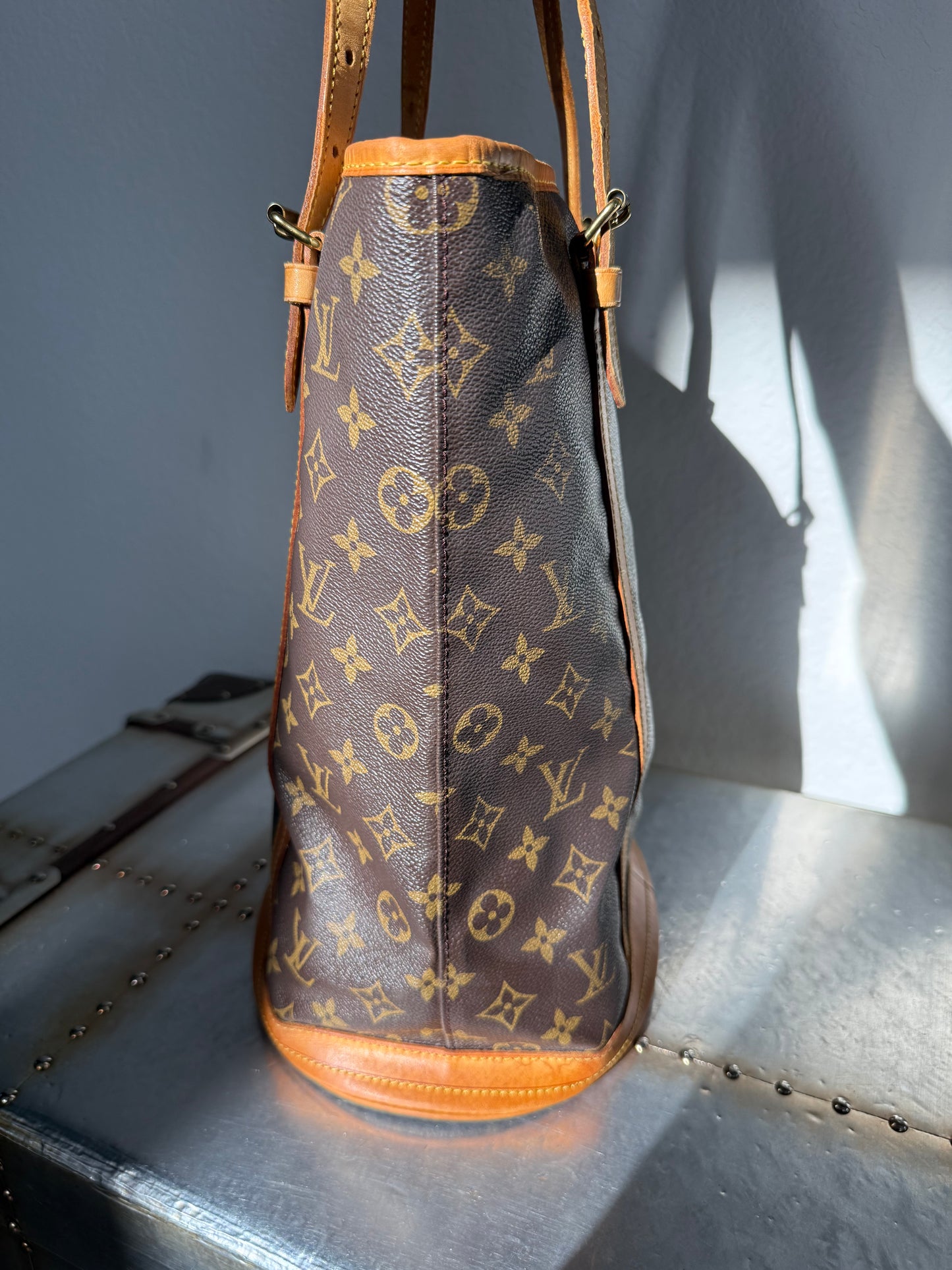 Pre-owned Authentic Louis Vuitton Bucket GM Monogram Shoulder Tote Bag