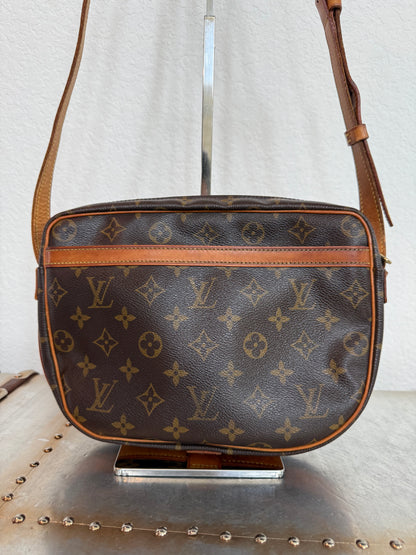 Pre-owned Authentic Louis Vuitton Jeune Fille GM Monogram Crossbody Bag